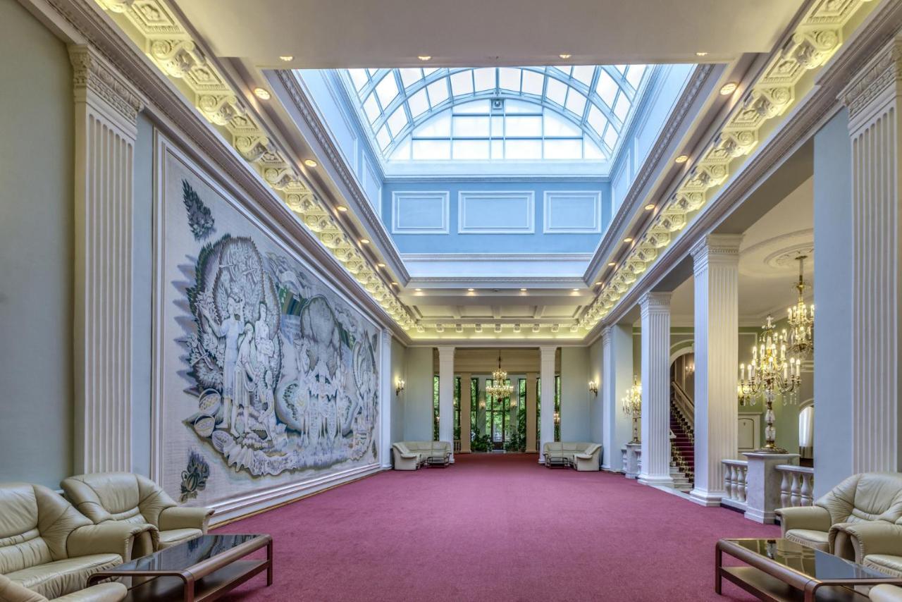 Vip Apartments Dipservice Hall Minsk Eksteriør billede