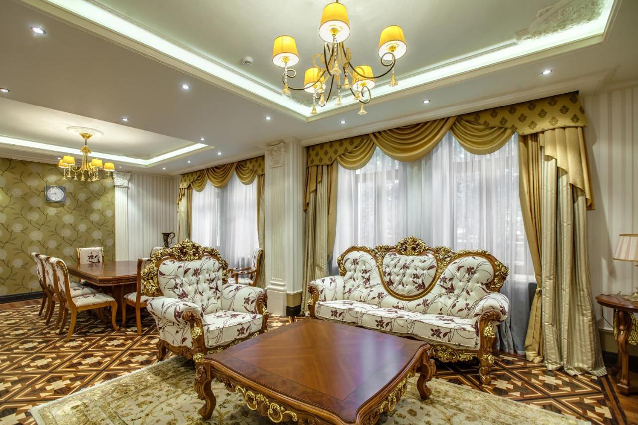 Vip Apartments Dipservice Hall Minsk Eksteriør billede