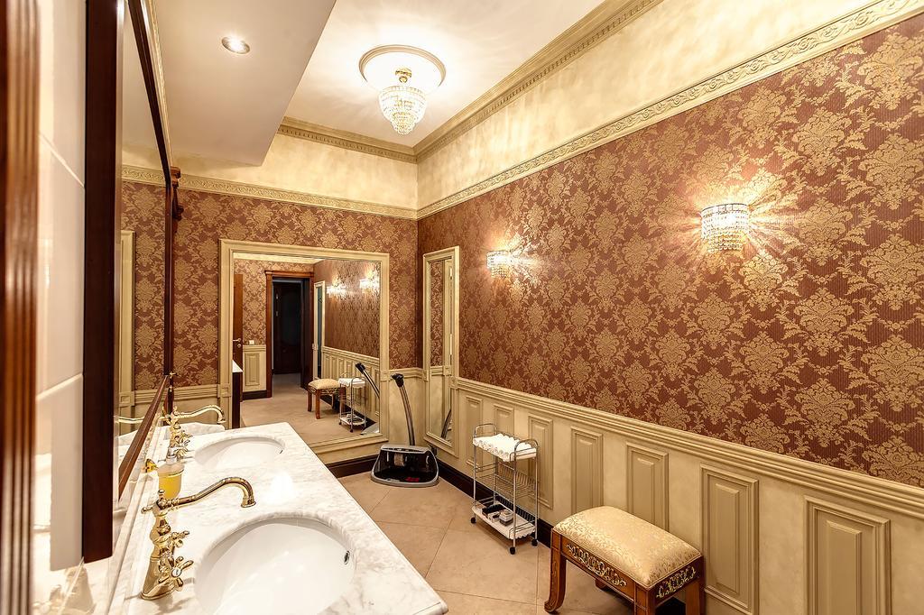Vip Apartments Dipservice Hall Minsk Eksteriør billede